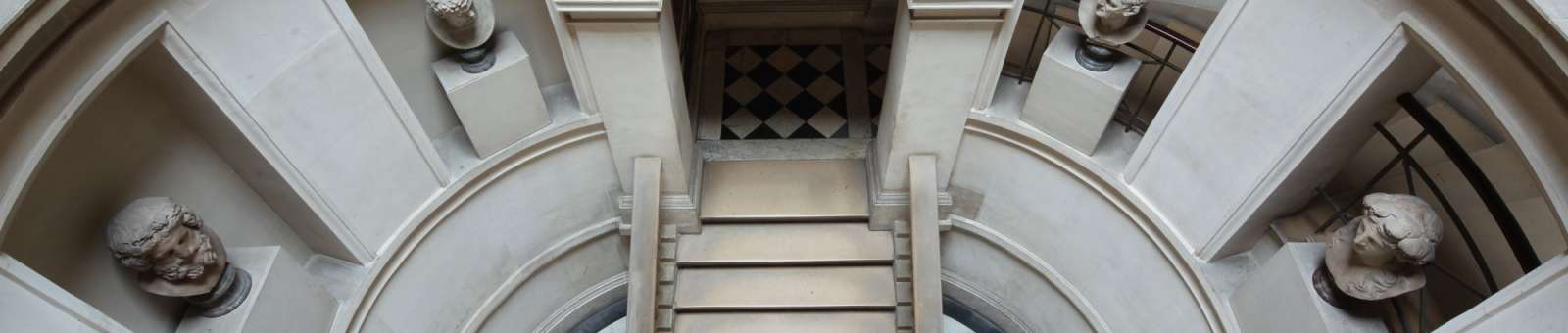 Bibliothèque Mazarine, Escalier d'honneur